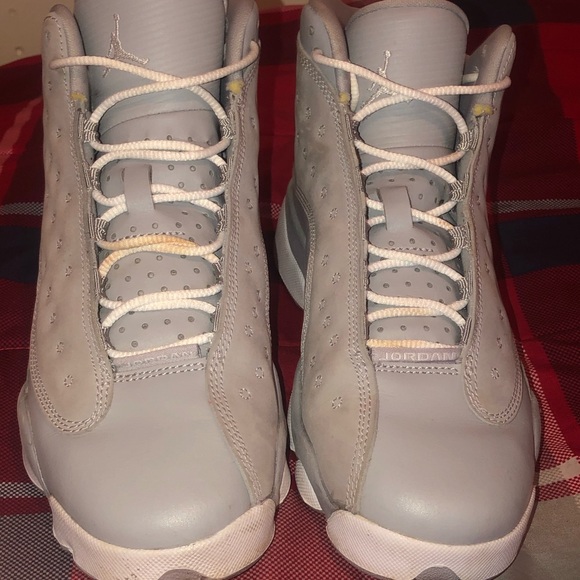 Jordan 13 Retro Wolf Grey Deadly Pink - Picture 2 of 5